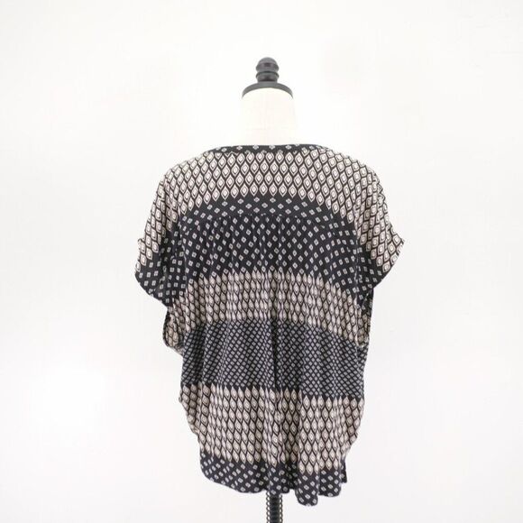 Ann Taylor Loft Patchwork Patterned Geometric V-Neck Black Tan Top / Blouse XL‎ - Picture 5 of 8